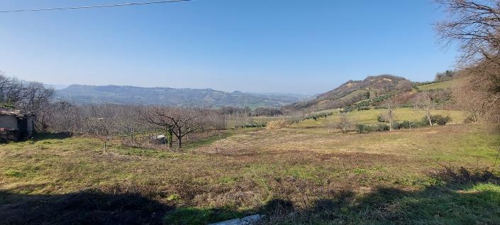 Image No.18-2 Bed Country Property for sale