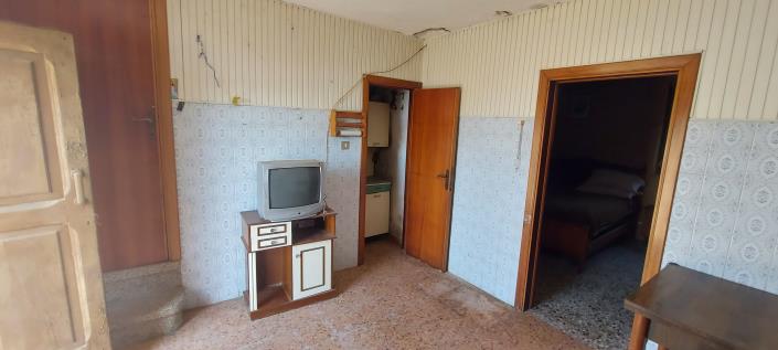 Image No.11-4 Bed Country House for sale