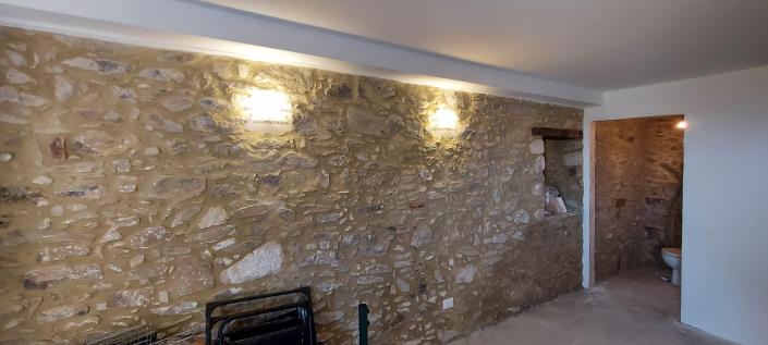 Image No.29-2 Bed Townhouse for sale