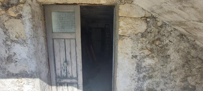 Image No.7-2 Bed House for sale