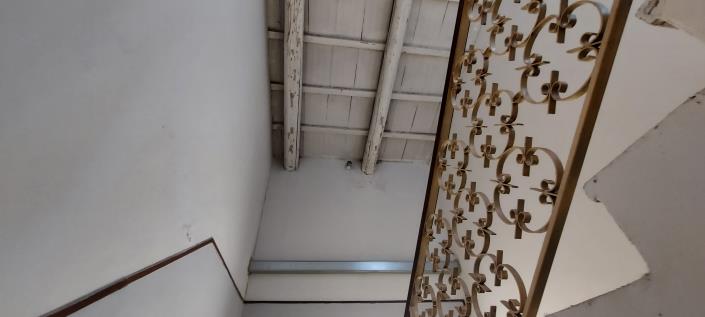 Image No.17-2 Bed House for sale