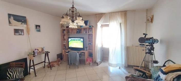 Image No.9-2 Bed House for sale