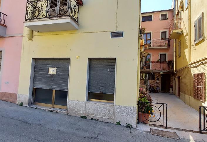 Image No.4-2 Bed House for sale