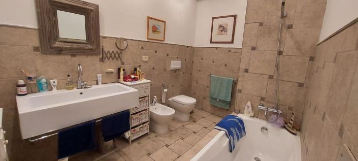 Image No.17-4 Bed Villa for sale