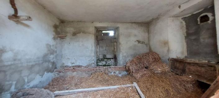 Image No.10-2 Bed Country Property for sale