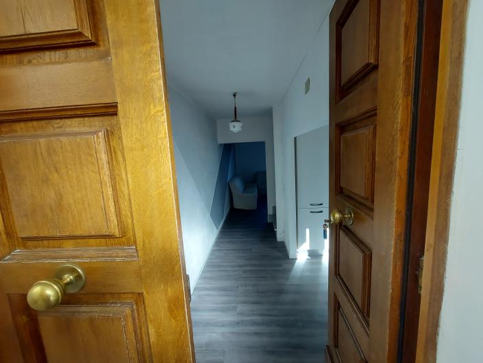 Image No.9-2 Bed Semi-Detached for sale