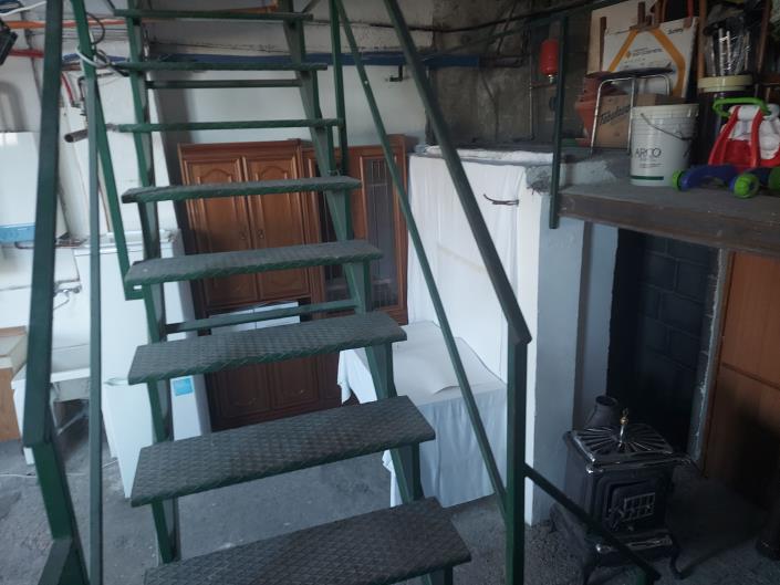 Image No.41-2 Bed Semi-Detached for sale