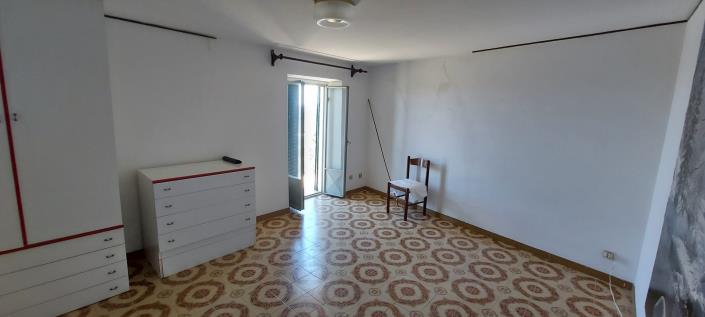 Image No.14-1 Bed Townhouse for sale