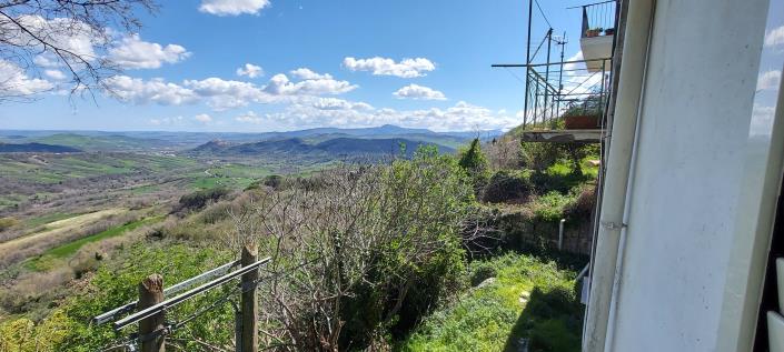 Image No.11-1 Bed Townhouse for sale