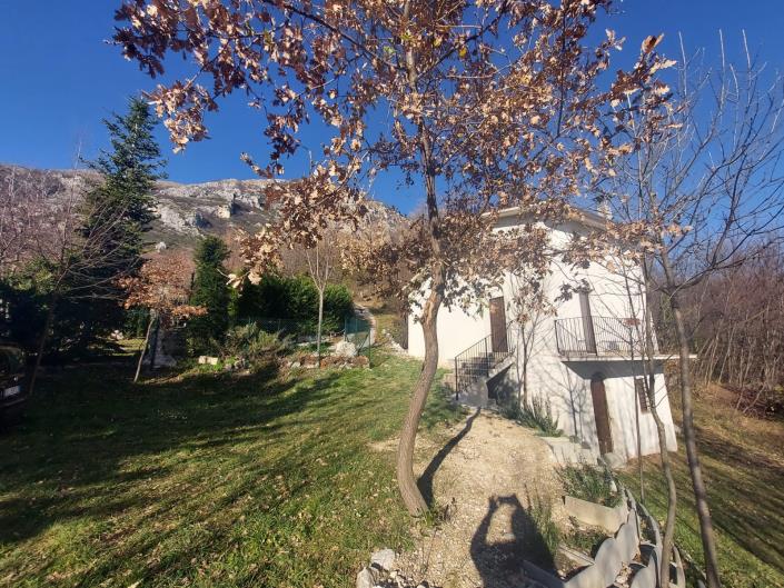 Image No.40-Ferme de 1 chambre à vendre à Fara San Martino