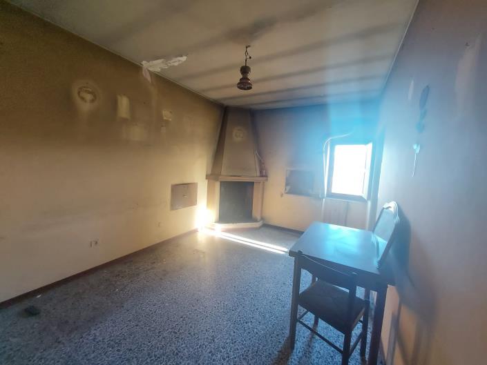 Image No.7-Maison de campagne de 1 chambre à vendre à Casoli