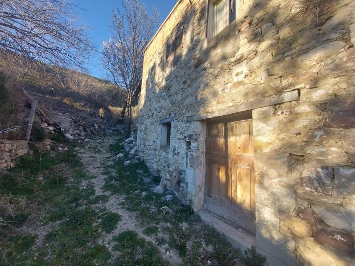 Image No.8-Maison de campagne de 1 chambre à vendre à Casoli