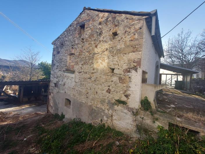 Image No.9-Maison de campagne de 1 chambre à vendre à Casoli