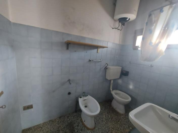 Image No.13-Maison de campagne de 1 chambre à vendre à Casoli