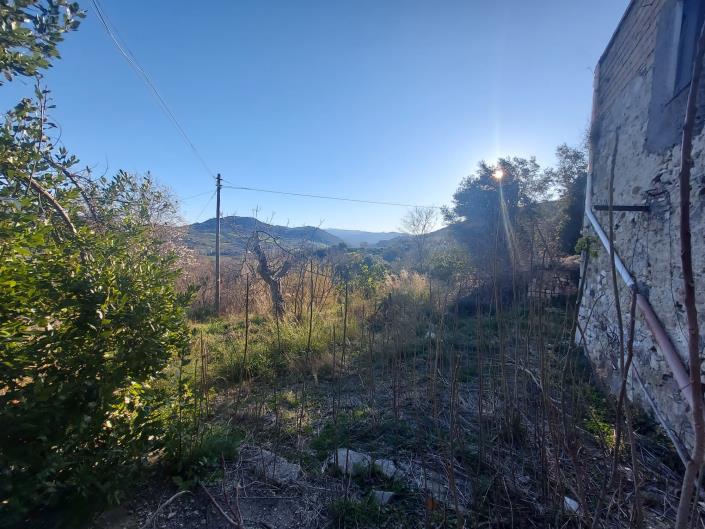 Image No.30-Maison de campagne de 1 chambre à vendre à Casoli