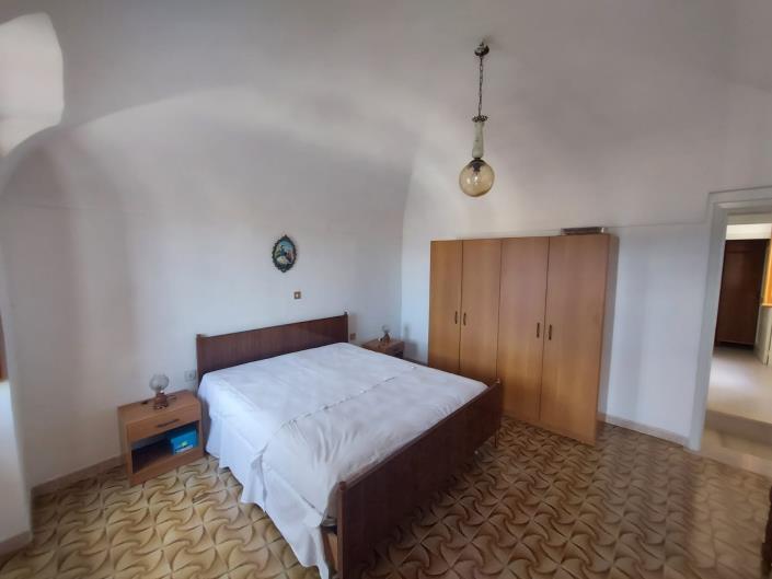 Image No.4-2 Bed Townhouse for sale