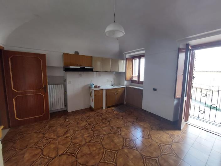 Image No.18-2 Bed Townhouse for sale