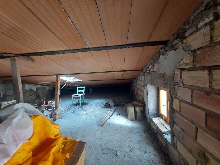 Image No.35-2 Bed Townhouse for sale