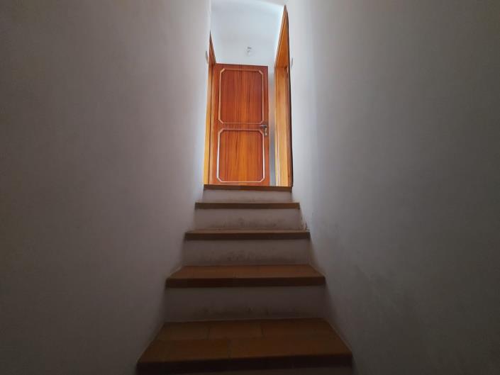 Image No.37-2 Bed Townhouse for sale