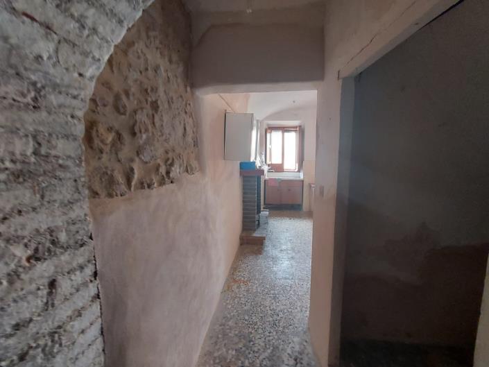 Image No.39-2 Bed Townhouse for sale