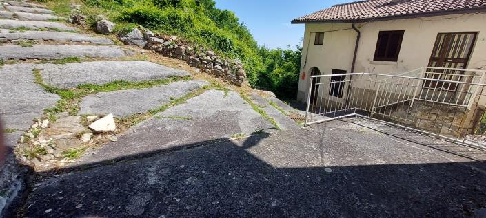 Image No.27-2 Bed Townhouse for sale