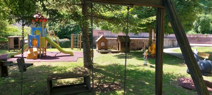 Image No.42-2 Bed Townhouse for sale