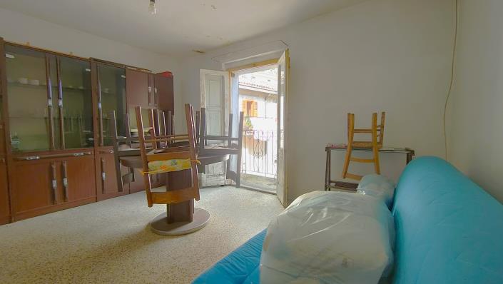 Image No.9-1 Bed Townhouse for sale