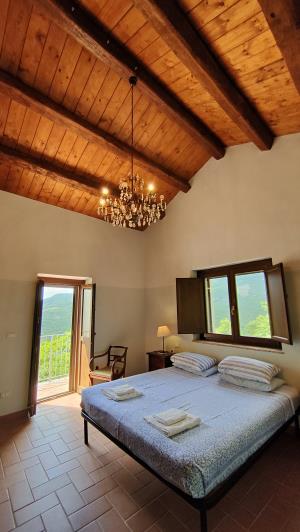 Image No.30-Villa de 5 chambres à vendre à Palombaro