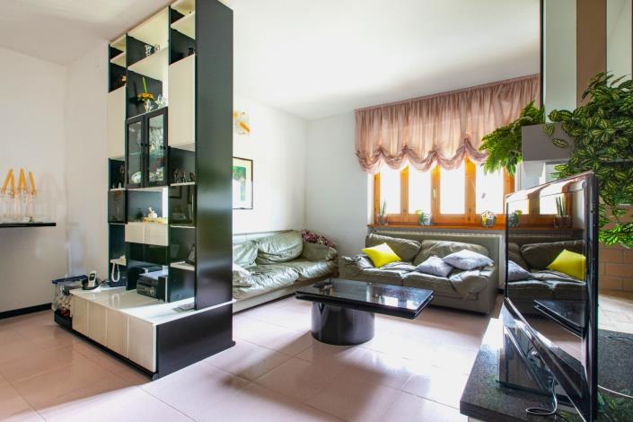 Image No.18-Villa / Détaché de 4 chambres à vendre à Fara Filiorum Petri