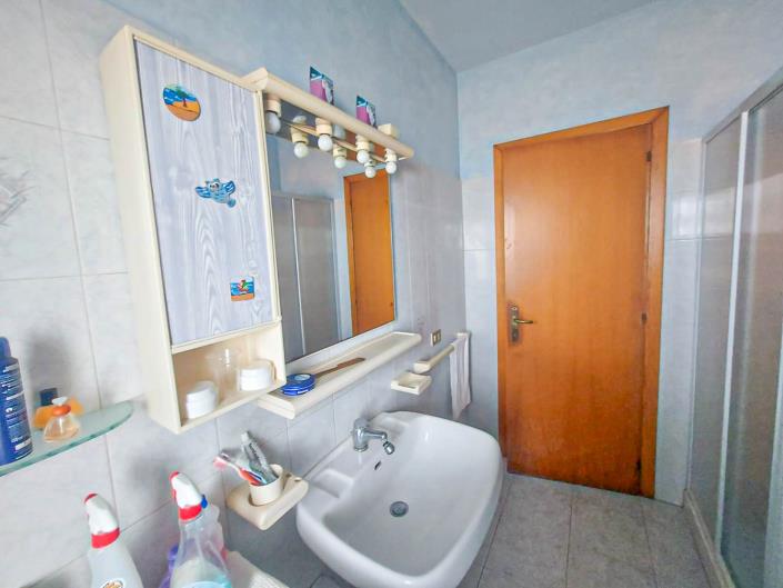 Image No.27-2 Bed Apartment for sale