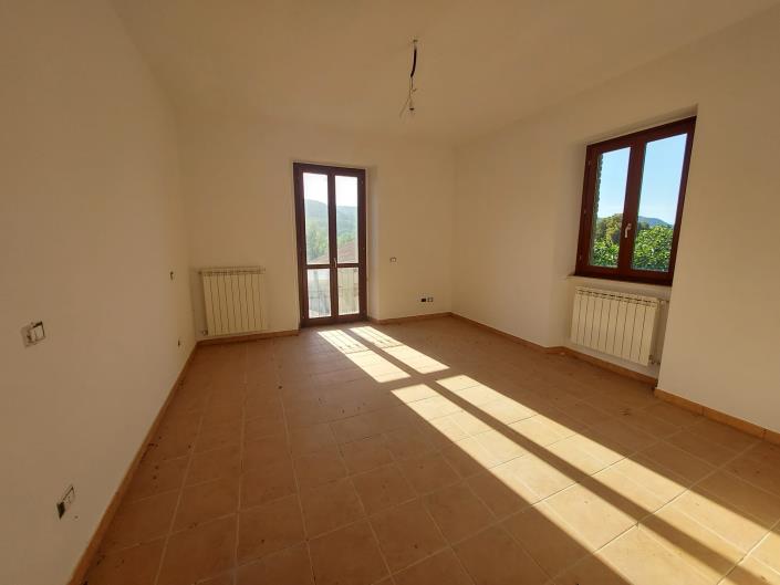 Image No.27-2 Bed Apartment for sale