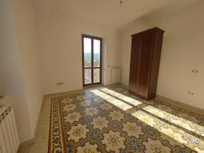 Image No.39-2 Bed Apartment for sale