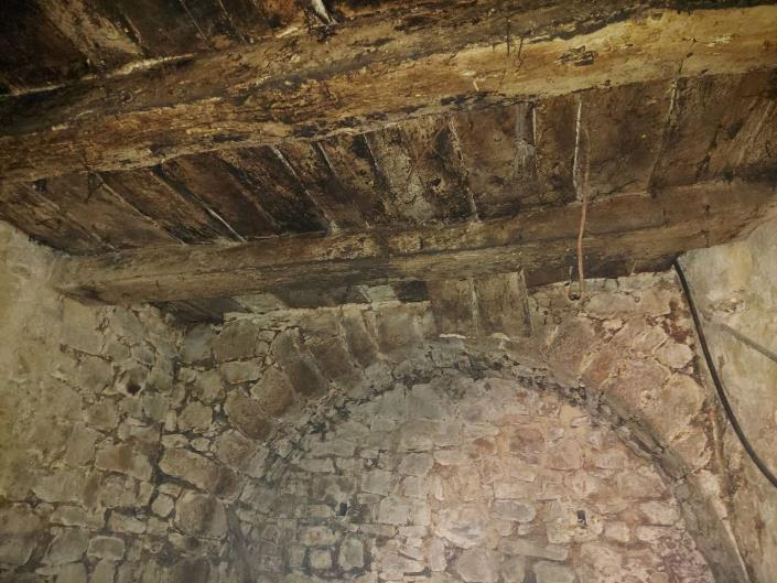 Image No.31-2 Bed Townhouse for sale