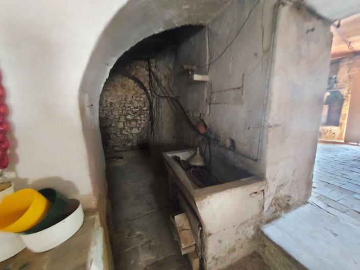 Image No.39-2 Bed Townhouse for sale