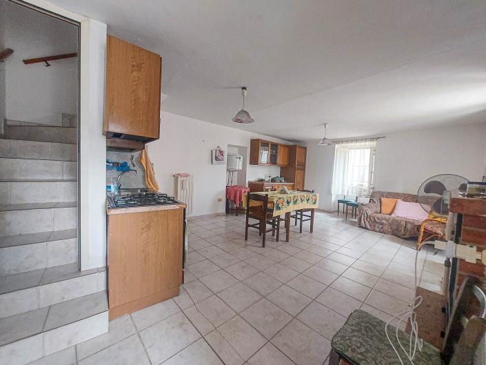 Image No.6-1 Bed Townhouse for sale