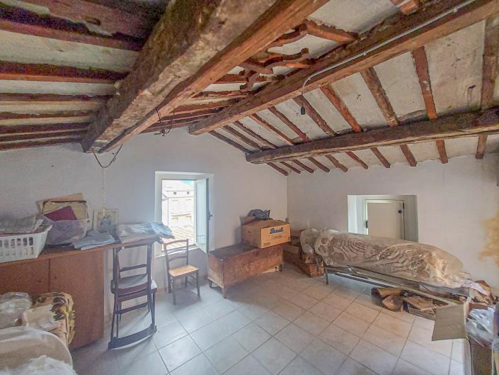 Image No.24-1 Bed Townhouse for sale