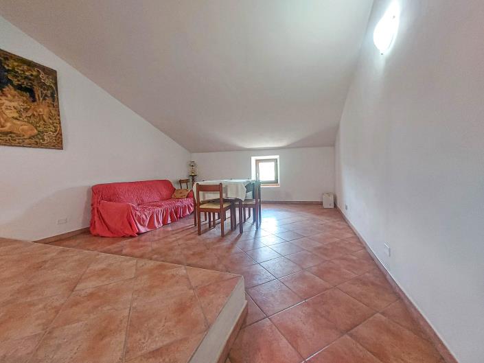 Image No.2-Maison de ville de 2 chambres à vendre à Chieti