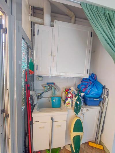 Image No.20-3 Bed Apartment for sale