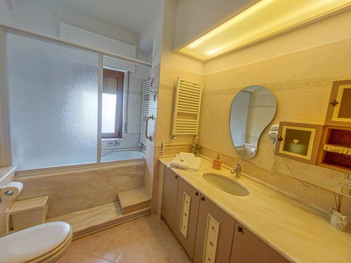 Image No.38-3 Bed Apartment for sale