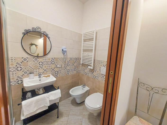 Image No.44-3 Bed Apartment for sale