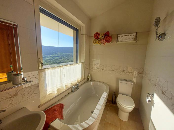 Image No.26-5 Bed Villa / Detached for sale