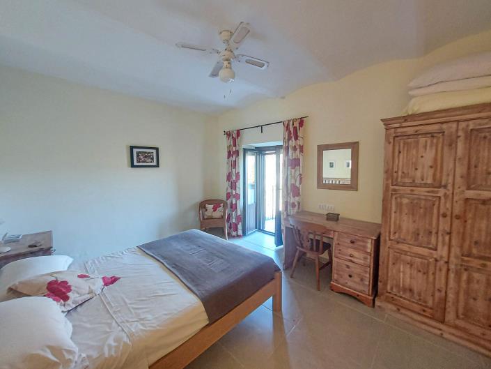 Image No.38-5 Bed Villa / Detached for sale