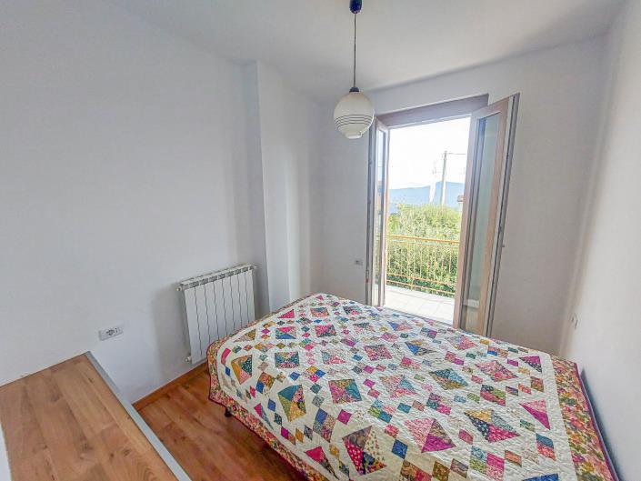 Image No.2-2 Bed Semi-Detached for sale