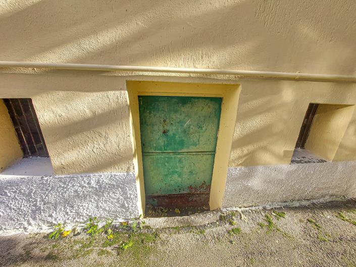 Image No.11-2 Bed Semi-Detached for sale