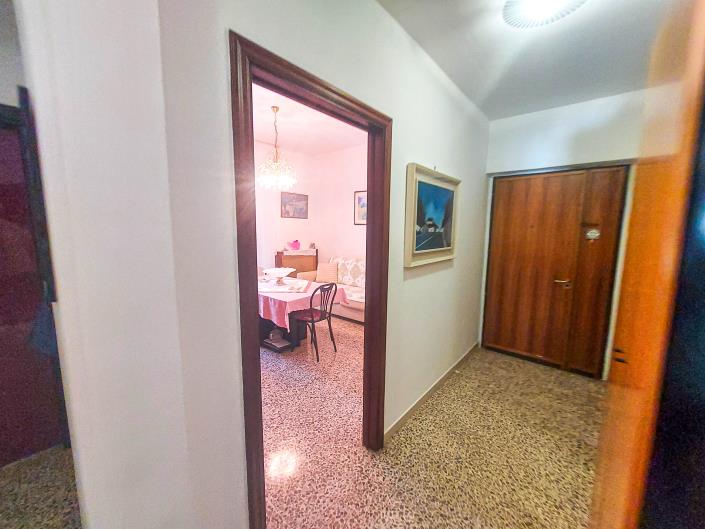 Image No.19-2 Bed Apartment for sale