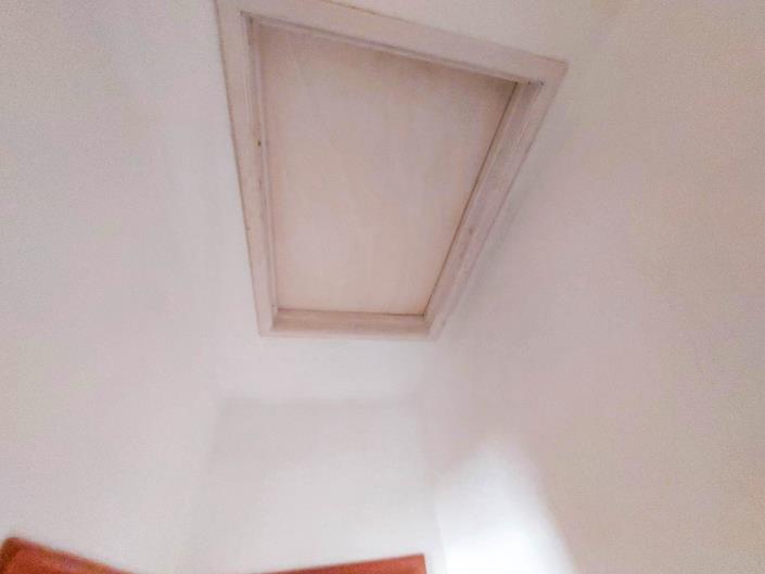 Image No.25-2 Bed Semi-Detached for sale