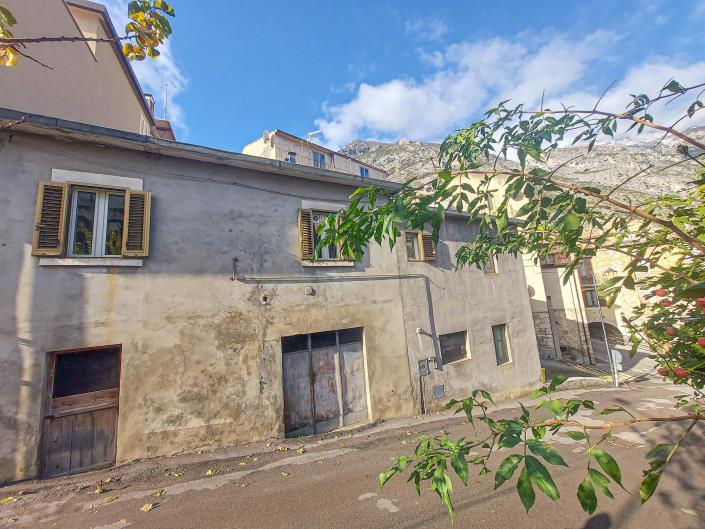 Image No.2-Maison de ville de 1 chambre à vendre à Fara San Martino