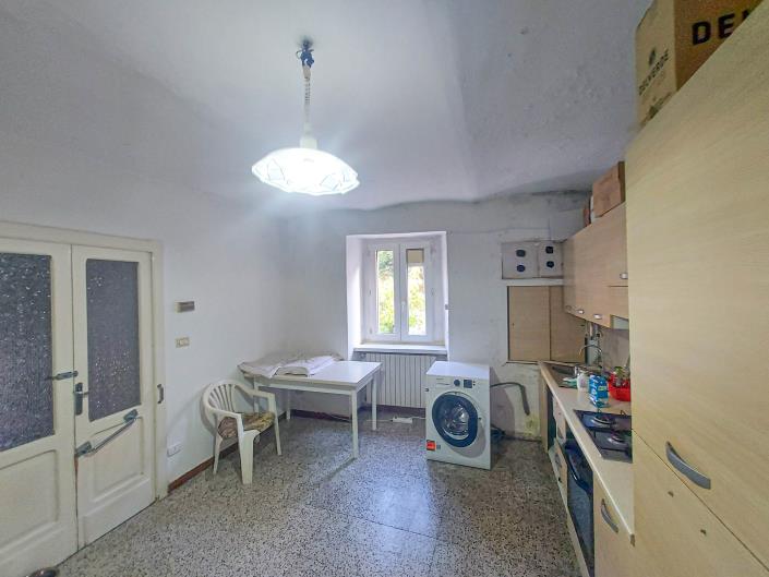 Image No.8-Maison de ville de 1 chambre à vendre à Fara San Martino