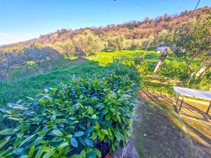 Image No.60-Propriété de pays de 2 chambres à vendre à Torino di Sangro