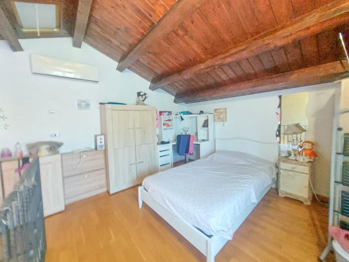 Image No.48-2 Bed Villa for sale